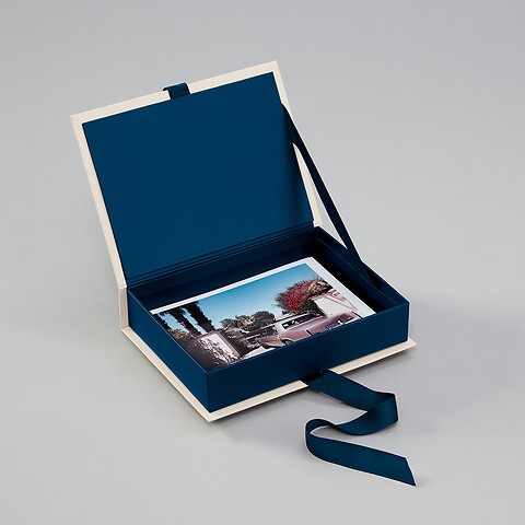 Small Photobox with personal cover picture